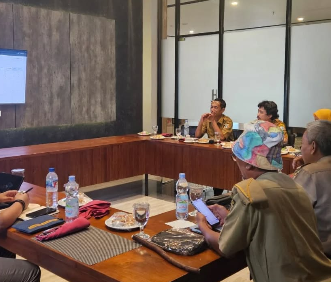 Sistem Ketenagakerjaan